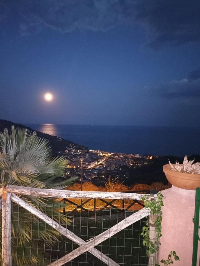 La Cita Ca - Vista Mare Apartment Finale Ligure Bagian luar foto